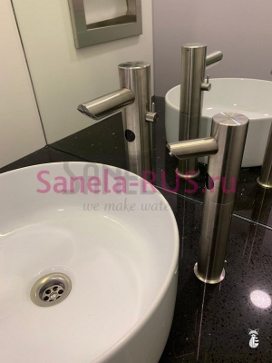 Автоматический нержавеющий дозатор мыла на столешницу 1л 24В SLZN 91E арт: 85911 Sanela Чехия (фото, схема)